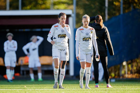 Häckens Beata Kollmats och Lotta Ökvist deppar
