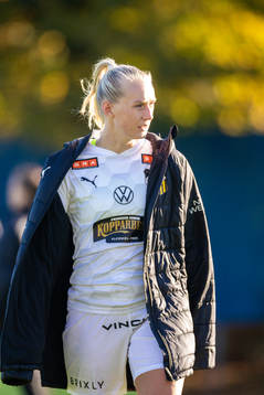 Häckens Stina Blackstenius deppar