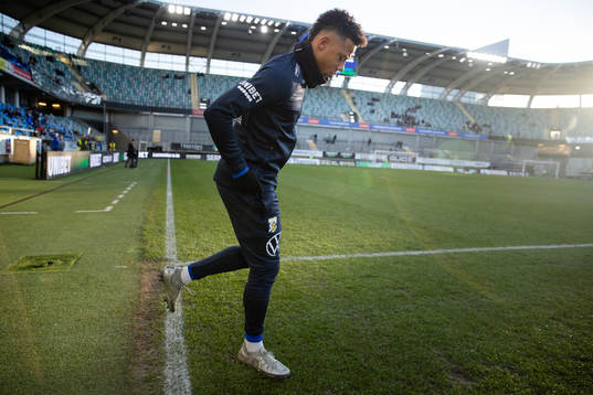 IFK Göteborgs Tobias Sana innan fotbollsmatchen i