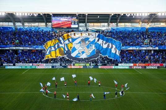IFK Göteborgs supportrar med tifo