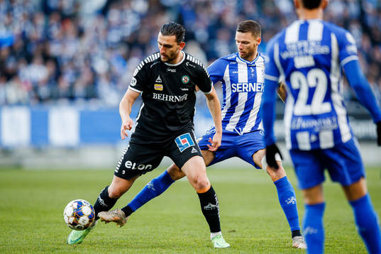 Örebros Agon Mehmeti och IFK Göteborgs Marcus Berg