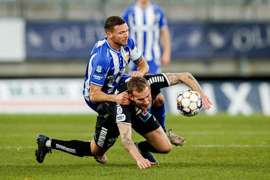 IFK Göteborgs Marcus Berg och Örebros Andreas Skovgaard