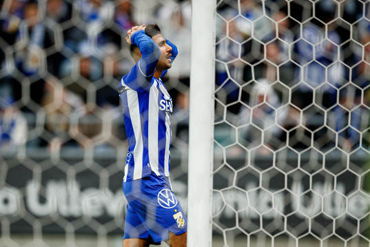 IFK Göteborgs Hosam Aiesh deppar