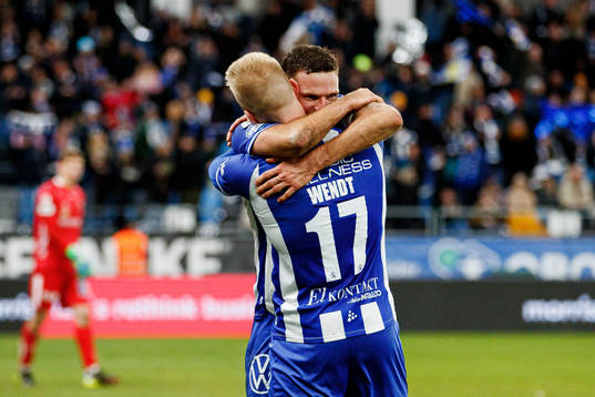 IFK Göteborgs Oscar Wendt och Marcus Berg jublar