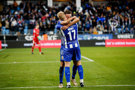 IFK Göteborgs Oscar Wendt och Marcus Berg jublar