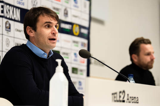 s tränare Bartosz Grzelak