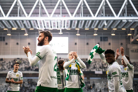 Hammarbys Simon Sandberg jublar