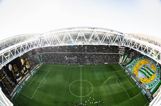 Supportrar från AIK och Hammarby med tifo