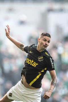 s Mikael Lustig