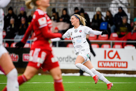 Rosengårds Olivia Schough jublar
