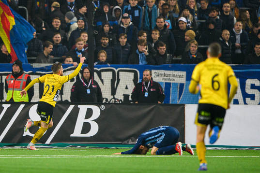 Elfsborgs Rasmus Alm jublar