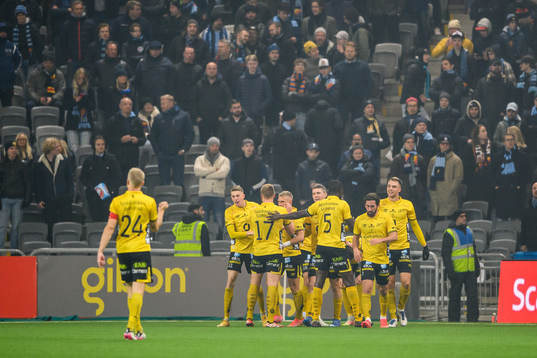 Elfsborgs spelare jublar