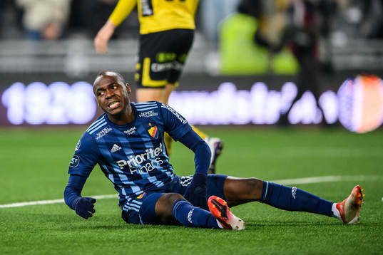 Djurgårdens Edward Chilufya deppar
