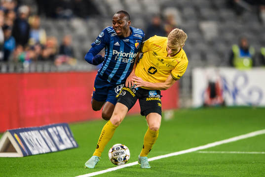 Djurgårdens Edward Chilufya och Elfsborgs Jeppe Møldrup