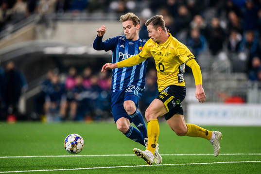 Djurgårdens Hampus Finndell och Elfsborgs Simon Olsson