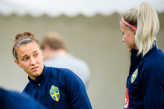 Julia Zigiotti Olme and Hanna Glas of the Swedish women's