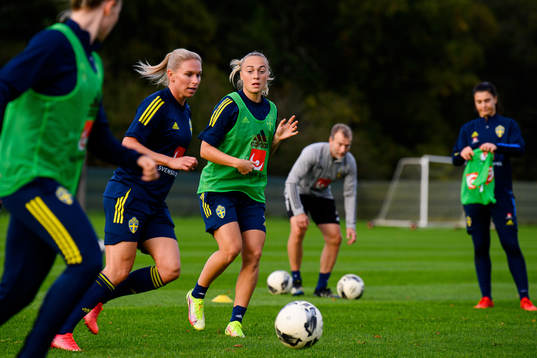 Jonna Andersson and Hanna Bennison of the Swedish women's