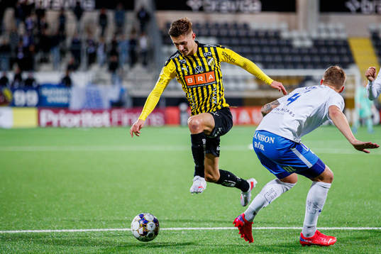 Häckens Leo Bengtsson och IFK Norrköpings Marco Lund