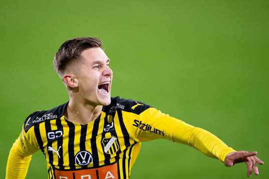 Häckens Leo Bengtsson jublar