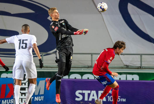 Östers målvakt Mathias Nilsson