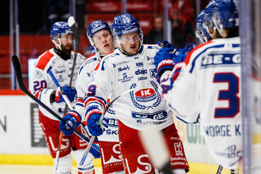 Oskarshamns Patrik Karlkvist jublar
