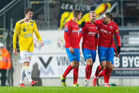 Falkenbergs Adam Eriksson och Helsingborgs Anthony van