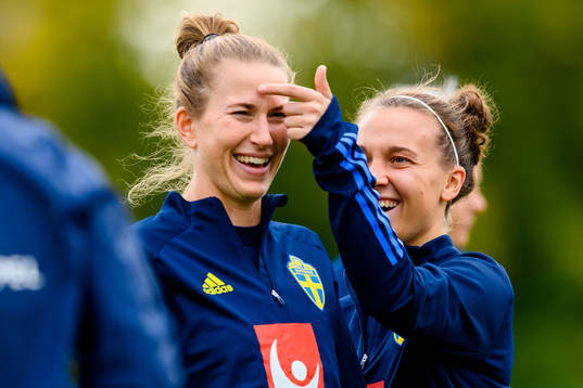 Emma Berglund and Julia Zigiotti Olme of the Swedish