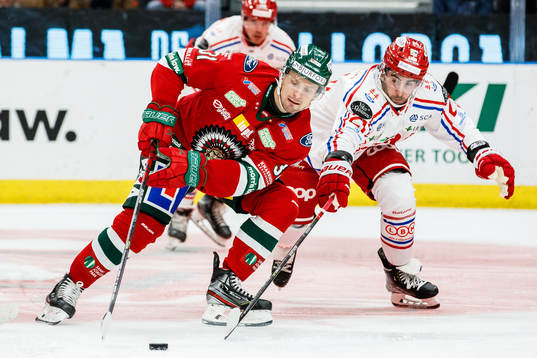 Frölundas Nicklas Lasu och Timrås Joey LaLeggia
