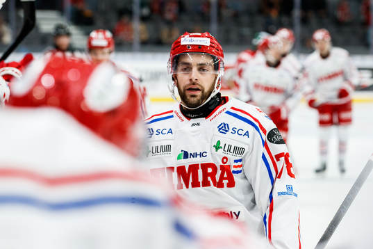 Timrås Robin Hanzl  jublar