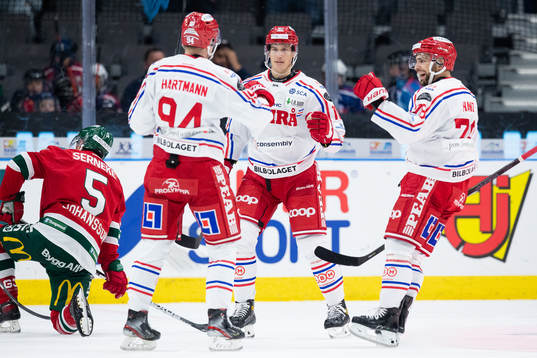 Timrås Sebastian Hartmann jublar