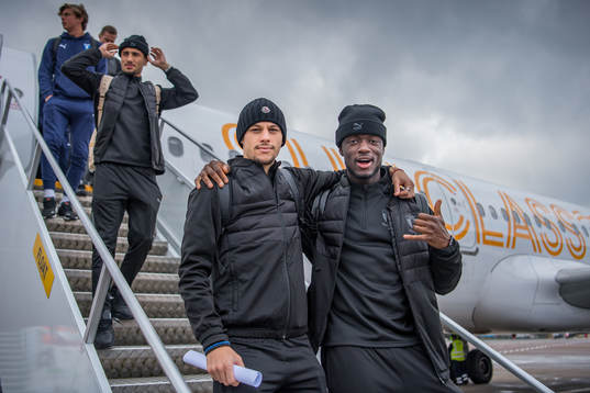 Veljko Birmancevic and goalkeeper Ismael Diawara of Malmö