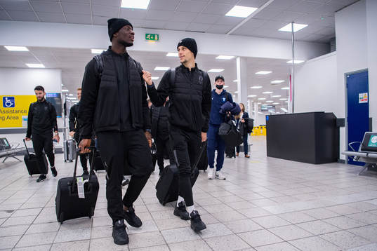 Goalkeeper Ismael Diawara and Veljko Birmancevic of Malmö