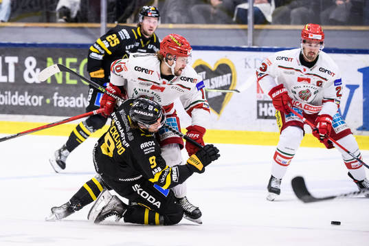 Västerås Mikael Frycklund och Modos Tanner Macmaster