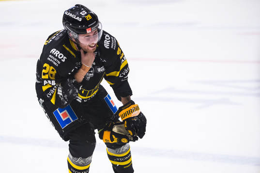 Västerås Lukas Zetterberg har ont