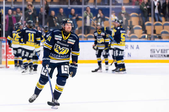s Tommi Huhtala tackar publiken