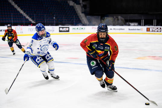 Leksands Agnez Svensson och Djurgårdens Olivia Sohrner