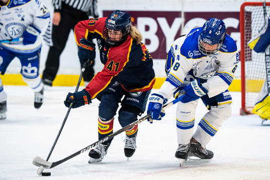 Djurgårdens Sofie Lundin och Leksands Ella Albinsson