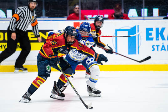 Djurgårdens Lova Blom och Leksands Tuva Kandell