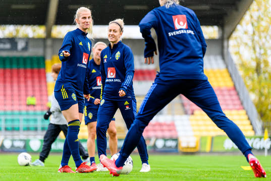 Sofia Jakobsson and Rebecka Blomqvist of the Swedish