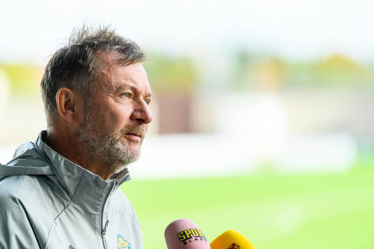 Peter Gerhardsson, head coach of the Swedish women's