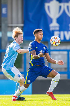 Pontus Strömberg of Malmö FF and Bryan Fiabema of Chelsea