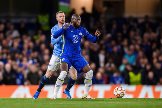 Lasse Nielsen of Malmö FF and Romelu Lukaku of Chelsea