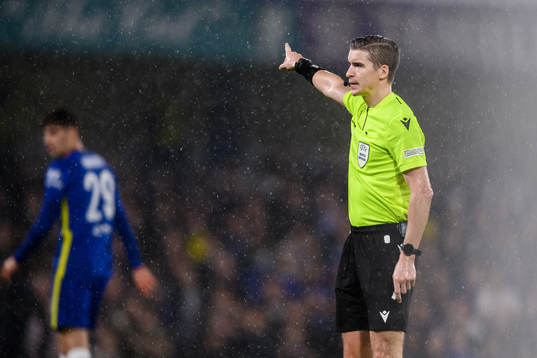 Referee François Letexier