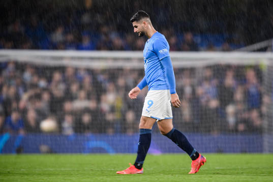 Antonio Colak of Malmö FF looks dejected
