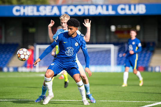 Joshua Brooking of Chelsea and Melker Widell of Malmö FF