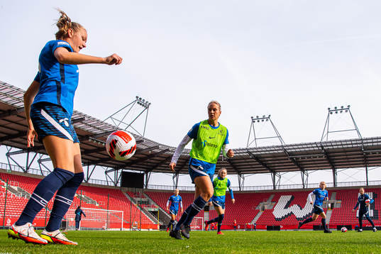 Frida Maanum and Lisa Fjeldstad Naalsund of the Norwegian