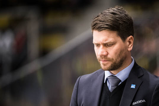 Västerås tränare Thomas Paananen deppar