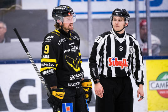 Västerås Mikael Frycklund tilldelas matchstraff
