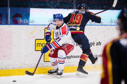 Oskarshamns Brian Cooper och Djurgårdens Rhett Rakhshani