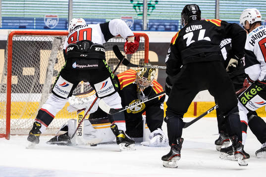 Brynäs målvakt Veini Vehviläinen